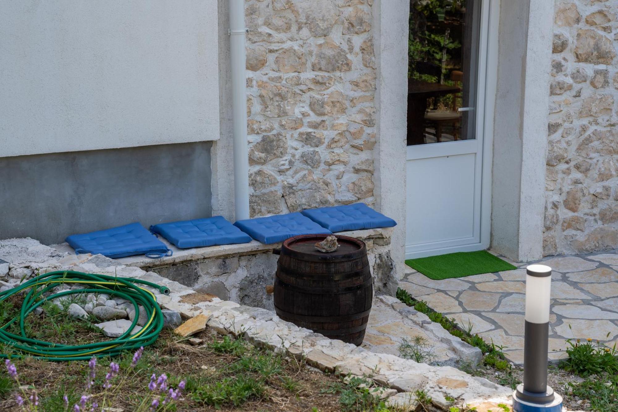Kuca Za Odmor Nikola Holiday home Zadar